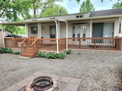 Perfect for 4 Cozy Campground & Family Adventures at Yogi Bear Jellystone Park - Homestays
