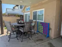 3-bedroom pool house in amazing Ontario with WiFi, AC. Start your getaway now