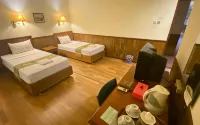 Hotel Grand Jamrud 2 - 2 ดาว