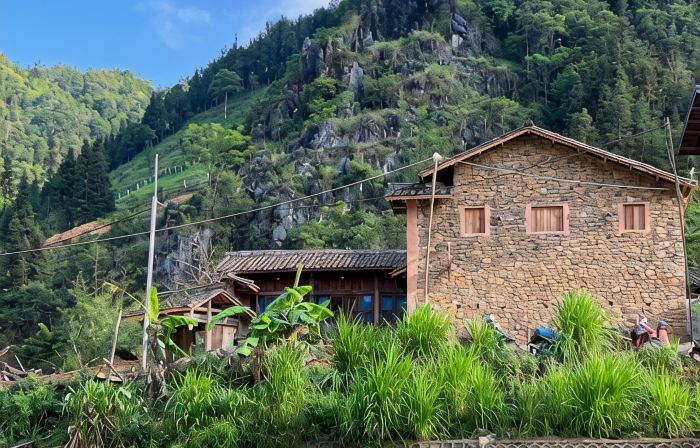 Dinh Da H'Mong - Karsterly Rock Lodge