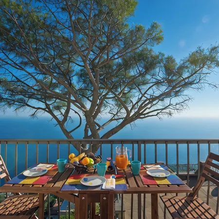 Zaffiro apartment with panoramic sea view between Amalfi and Positano