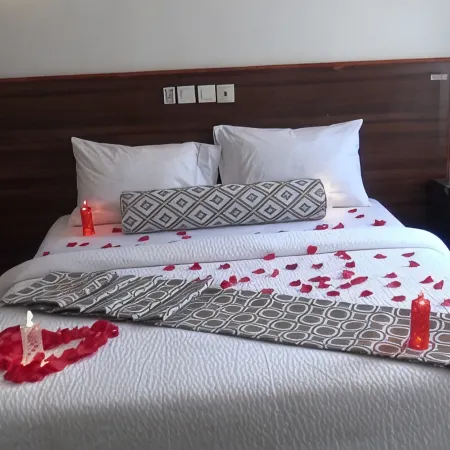 GUIM'S SQUARE HOTEL
