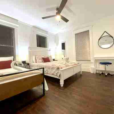 NEW Historic Vacation Home St. Augustine with Pool ! Rooms