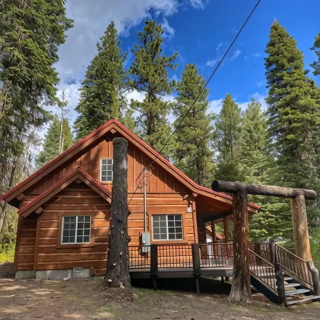 The Cozy Acorn Cascade Lake Retreat