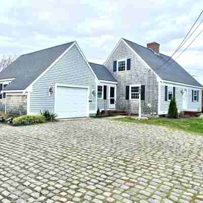 Sunset Point - Spacious 4-BR Long Pond House w/ private swimmable beach & AC Hotel Exterior