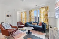 Eclectic Urban Retreat - balcón