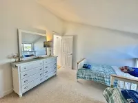Oceanfront 3Br Condo. Visit Hyannis for Your Cape Holiday! 1600 sq ft Home! - شرفة
