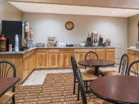 Super 8 by Wyndham Boise - breakfast
