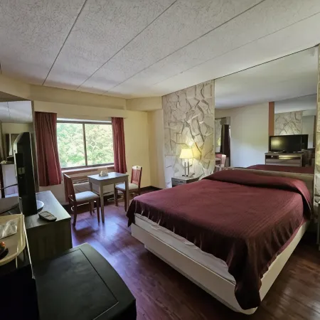 La Mirage Motor Inn