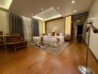 The Grand Empire A Boutique Hotel - Airport Shuttle