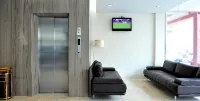 Hallmark Express Hotel - 3-Star