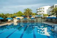 Xenios Port Marina Hotel - de playa