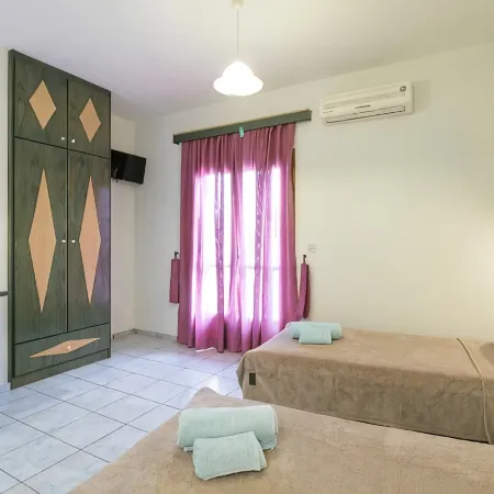Stefanis House