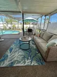 Barefoot Dreams 2 Bed 2 Bath Private Pool Home - Fenced In Yard -10 min to beach -  Habitaciones en casas particulares