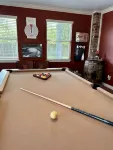 Nostalgic Gulf Coast Getaway Convenient Location! Sleeps 6 Modern Conveniences - WiFi
