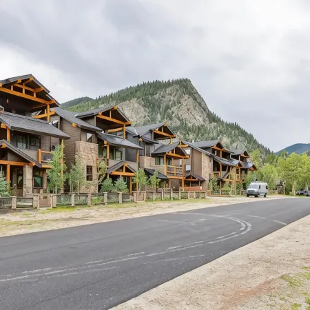 NEW! Single family home w/ Rooftop Deck & Salt Water Hot Tub