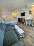 Daytona Beach Oceanfront 4 Fl Great Rates with Spectacular Views of the beach - homestay