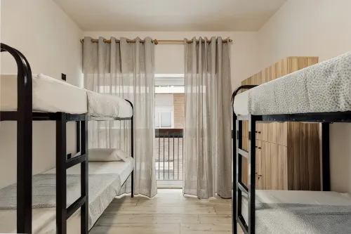 Roquerol Hostel Gracia