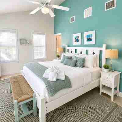 Coral Lagoon Updated Single Family Home with 40' Boat Slip Directly Behind Home Rooms