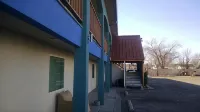La Hacienda - parking