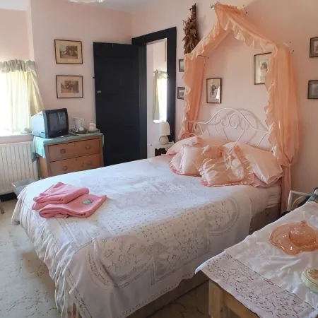 East Farm House B&B