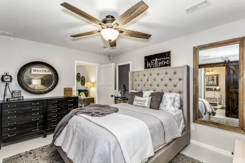 Front door parking, private covered patio with fenced in backyard - Bungalows