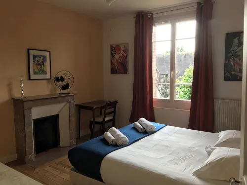Villa in Cabourg, 3 mn walk from the beach, 9 mn from the casino.