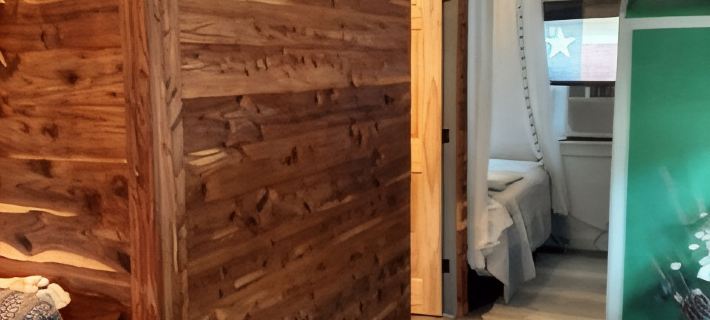 Quiet country cabin just 30 minutes from Austin Airport Hotels in Bastrop County