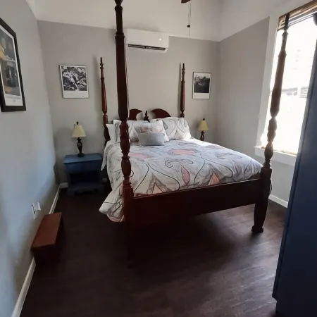 2feather inn #2