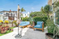 Cozy Beach Living with Large Patio & Garage Parking - Sleeps 4