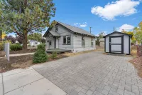 Cozy Downtown Redmond Cottage - 3-Star