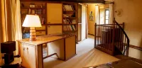 La Chambre la Tricherie - Bed and Breakfasts