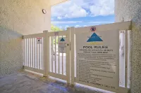 Oceanview Mauna Loa Shores Kai Ekahi #201 Next to Carlsmith Beach Park - 3-Star
