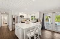 Blue Banyan Boathouse w/POOL/DOCK! - Private Pools