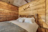 Frontier Cabin - Star Gazing - Pet Friendly - Boutique