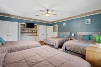 Indoor Pool Oasis on 4 Acres + 2 Game Rooms - 3-Star