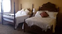 Country Elegance on 1.4 acres, subdivision common access to Yellowstone River - 4성급