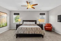 Downtown Skyline Views in Modern Townhome with Rooftop Patios - Bintang 4