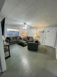 Cozy Fonzie Flat - 2-Star
