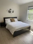 步行可至Cozy Lake的別緻且設施齊全度假屋 - 海滩