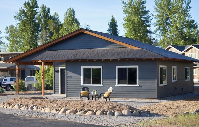 Winthrop Trailside Getaway 2 - A cozy trailside retreat in the Methow Valley.