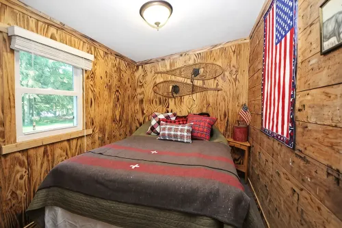 Cozy Cottage on Maple Lake in Three Lakes, WI - Wifi