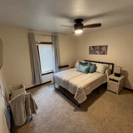 Cozy & quiet retreat near Lake Superior & Porkies.. waterfalls, hiking-skiing