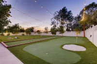 Most Sought-after STR in Wine Country. Now with a Professional Pickleball Court! -  Ferienhäuser