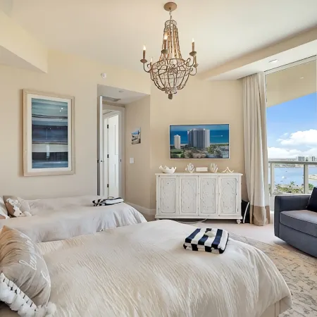 Charming 3-bedroom condo