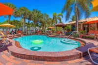 Blue Seas Courtyard - Inns