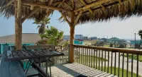 La Palapa whole house at pedestrian beach! Surfside Beach Texas! - ビーチサイド