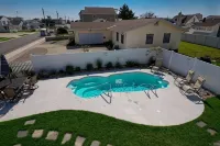 HEATED IN-GROUND POOL, 7 LARGE BEDROOMS, WALK TO BEACH, 5 MILES TO AC - 泳池