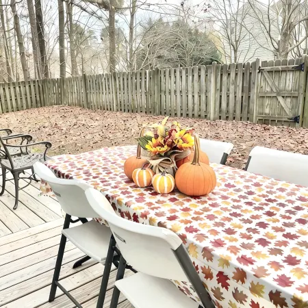 Discover NCSU close by! Cozy Cary retreat awaits.