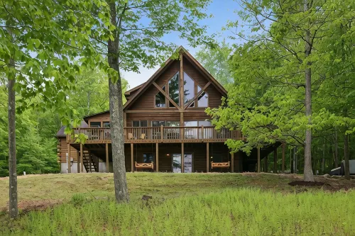 Secluded Cabin w/ Natural Swim Hole-HotTub-Trails - Balcony